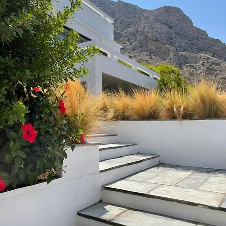 Villa Spilia Retreat