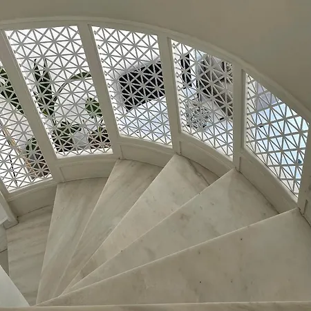 Villa Spilia Retreat *