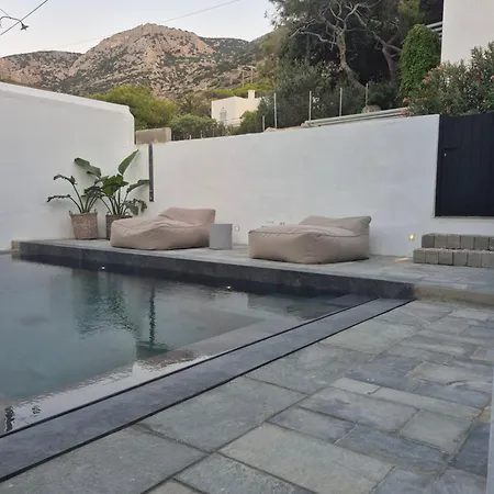 Spilia Retreat *